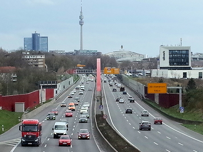 Bild 1: Stadteinfahrt West: So muss heute kein Stadteingang aussehen